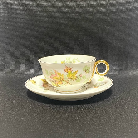 Set Of 2 Haviland Limoges Autumn Leaf Cup & Saucer Christmas Edition - Picture 9 of 10